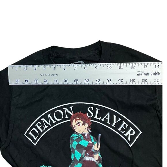 Demon Slayer T-Shirt Mens S Tanjiro Kamado Graphic Corps Anime Sword Black - Picture 5 of 7